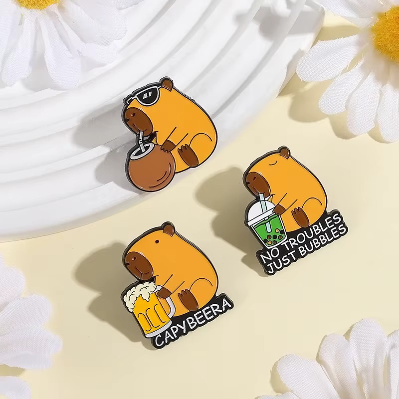 Miss Zoe Anstecknadeln Capybara-Trink-Emaille, Kinder - Bild 2