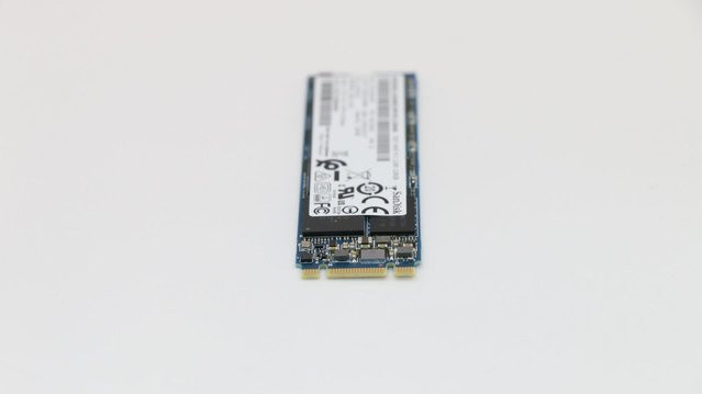 Lenovo 00UP610 Interne SSD M.2 mit 1024 GB Speicherplatz und Serial ATA III in Schwarz - Bild 1