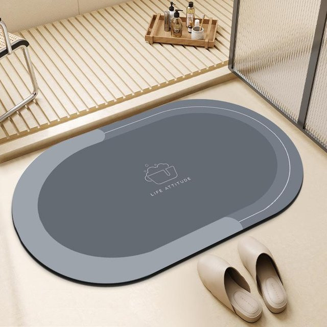 Saugfähige und rutschfeste Badezimmer-Fußmatte von Yiran Furniture in Schwarz oder Weiß, B/B: 40 x 60 cm - Bild 1