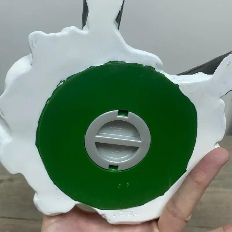 Shenron Spardose im japanischen Anime-Stil als kreative Drachenfigur von Yiran Furniture aus Vinyl - Bild 4