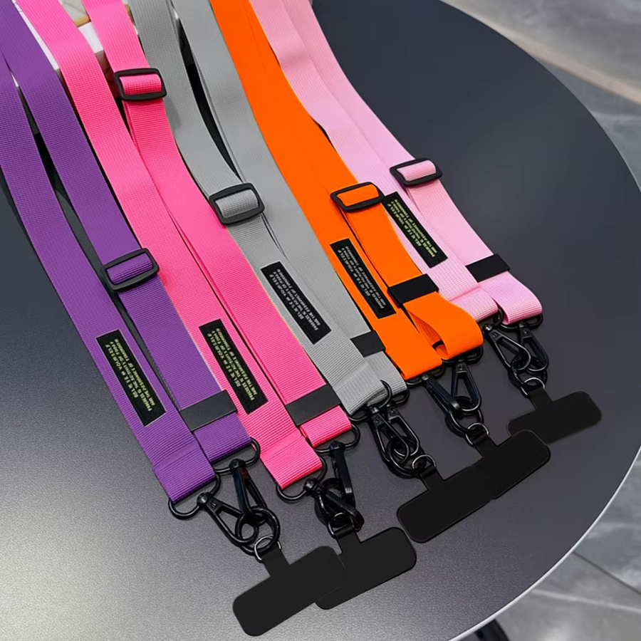 Robustes und verstellbares Handy-Lanyard als diagonale Umhängekette in Multicolour - Bild 2
