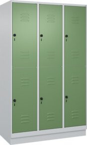 C+P Doppelstock-Spind Classic PLUS mit Sockel, 3 Abteile, Resedagrün/Grau, H: 195 cm, B: 120 cm, T: 50 cm - Bild 1