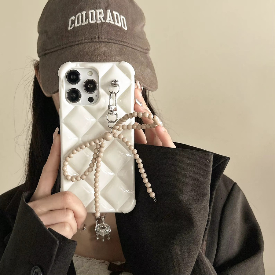 Stoßfeste TPU-Handyhülle für Apple iPhone mit 3D-Gitter-Design, Perlen, Schleife und Anhänger in Weiß - Bild 2