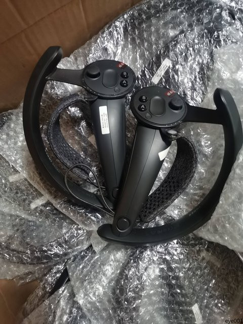 Valve Index Knuckle Controller 2.0 mit hochpräziser Fingerverfolgung und SteamVR-Tracking in Schwarz (Gebraucht) - Bild 1