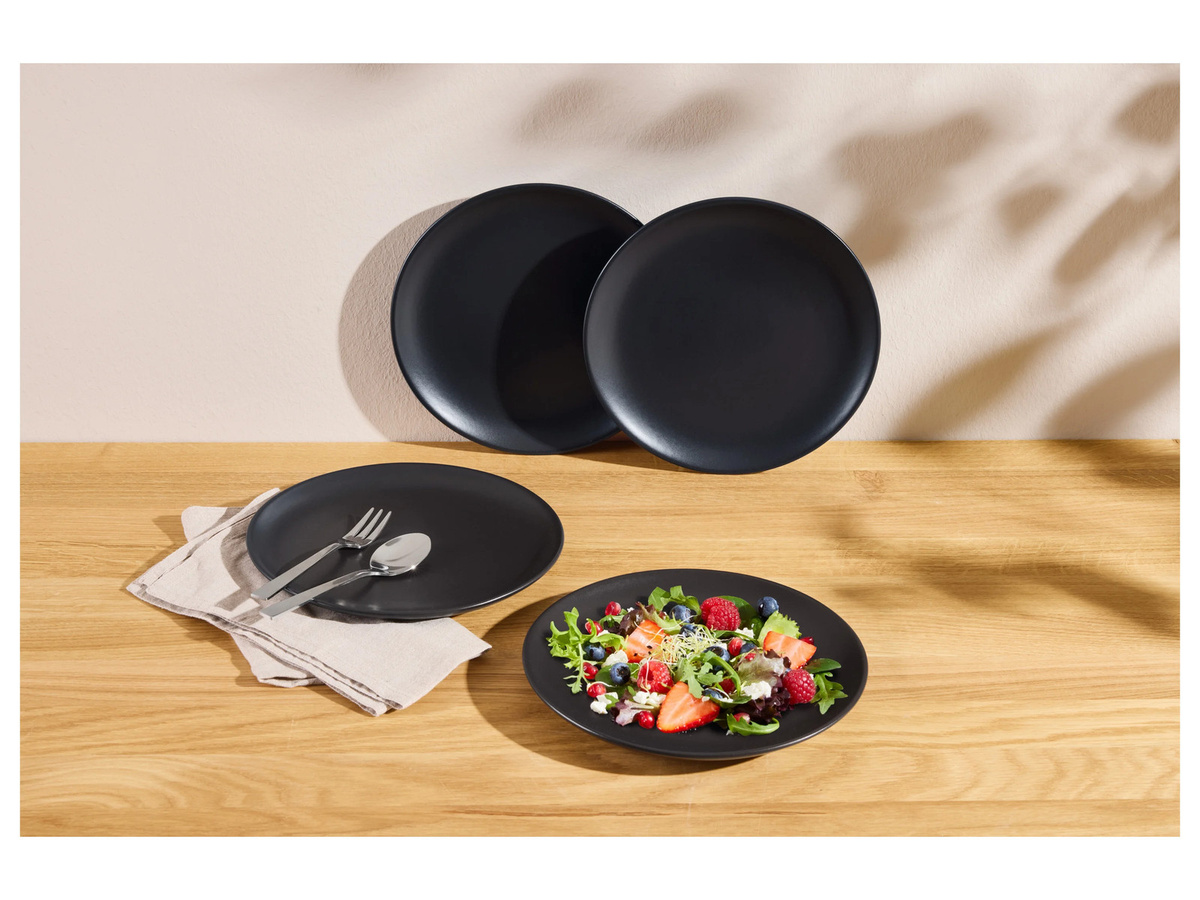 SILVERCREST® Teller- und Schüssel-Set aus Steinzeug, 4-teilig, schwarz, mikrowellen- und spülmaschinenfest - Bild 3