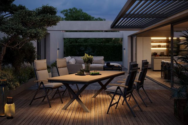 OUTFLEXX Luminara Garten-Essgruppe in Anthrazit Matt und Natur mit 4 Klappstühlen, LED-Beleuchtung und Auflagen, B/T: 240 x 100 cm - Bild 1