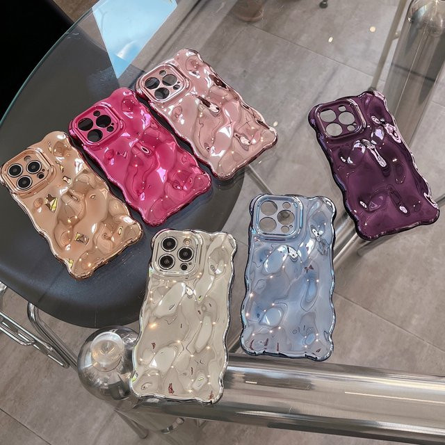 Glitzernde TPU-Handyhülle mit 3D-Wellen-Design für iPhone 11 bis 15 Pro Max in Purple - Bild 1