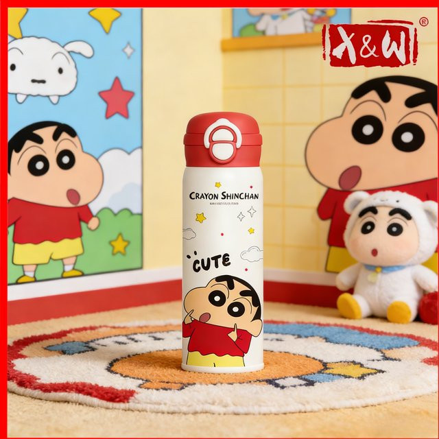 XW Crayon Shin Chan Thermoskanne aus Edelstahl mit Strohbecher und PP-Knopf, grün, 500 ml - Bild 1