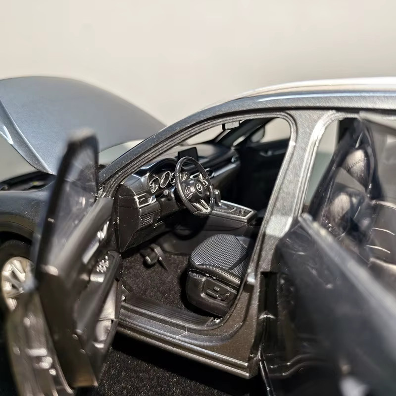 WELLY Mazda CX-8 CX8 SUV, Automodell, 1:18, Metall, Grau - Bild 4