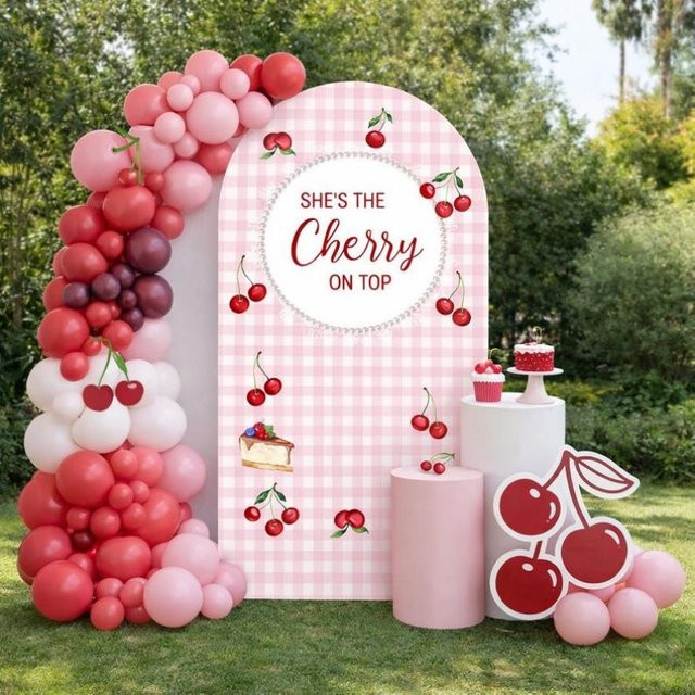 VIKAMA Party-Hintergrund She's The Cherry On Top mit Pink Gingham Muster, Kirschen und Blumen für Babyparty und Geschlechtsenthüllung, Farbe: Pink, B/H: 120 x 50 cm - Bild 1