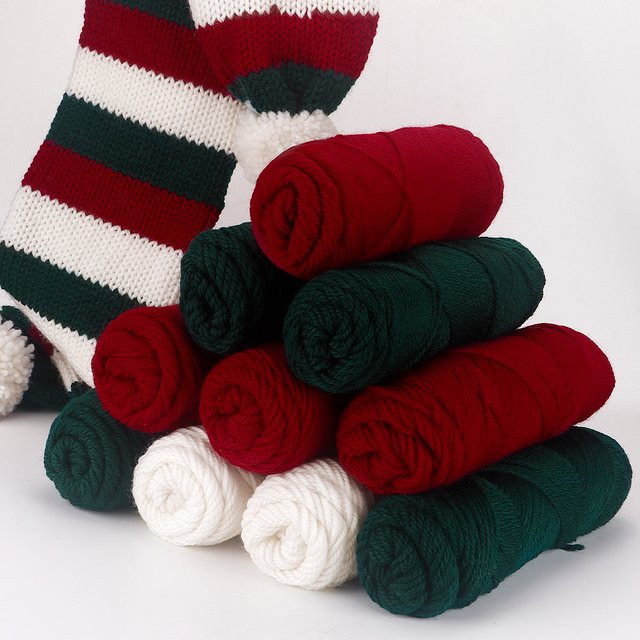 QJH Garn Set aus Woll-Acryl-Mischgewebe in Grün und Mehrfarbig, 3 Stück weiches Webgarn für DIY Strickprojekte wie Pullover, Schals und Socken - Bild 1