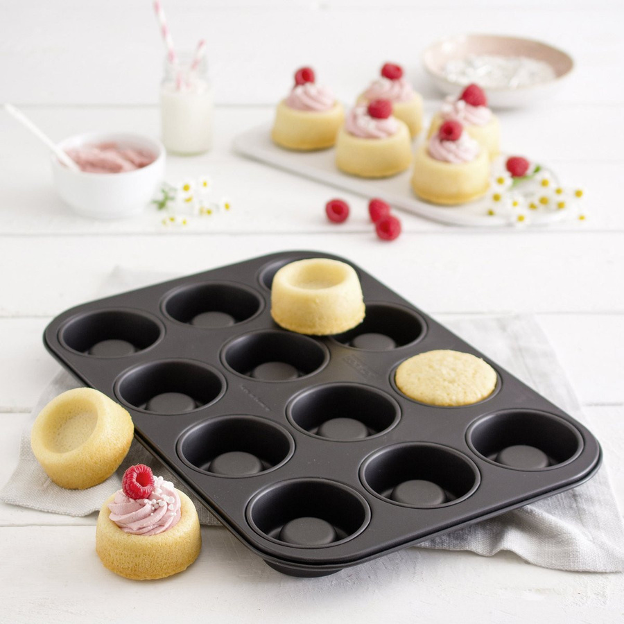 Zenker Cupcake Backblech Special Muffin-Form mit 12 Fächern und Antihaftbeschichtung - Bild 2