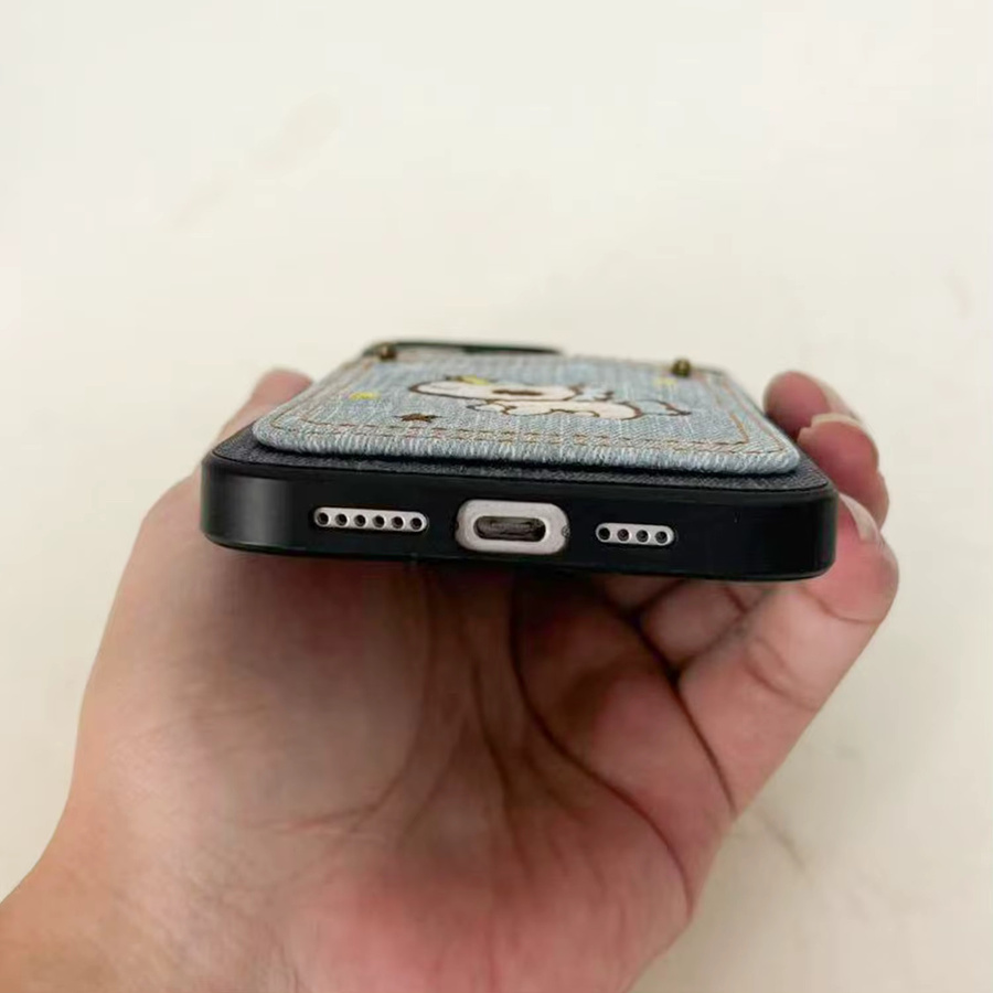 Handyhülle aus Kunstleder im Denim-Look mit Pony-Stickerei und Kartenhalter für iPhone 17 16 15 14 13 12 11 Pro Max Plus, Farbe: Blau - Bild 2