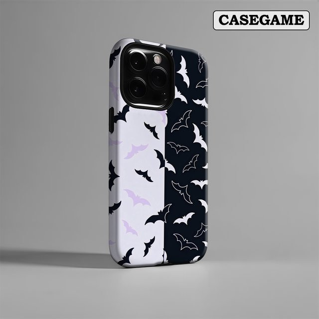Handyhülle Halloween Bat Duality für iPhone 17 16 15 14 13 12 Pro Max Plus mit doppelschichtiger Rückseite in Multicolour von Potdemiel - Bild 1