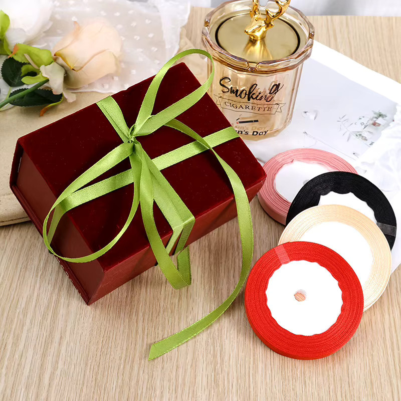Merylover Satinband Set für Bastelarbeiten und Geschenkverpackungen, 22 Meter pro Rolle, Breite: 1 cm, Farben: Weiß, Schwarz, Rosa, Blau und Multicolour - Bild 3