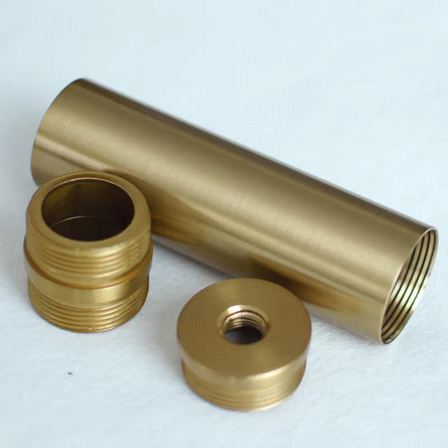 Stehlampe aus Messing in Antik-Optik mit zylindrischem Mast und 32 mm Durchmesser in Gold/Messing - Bild 1
