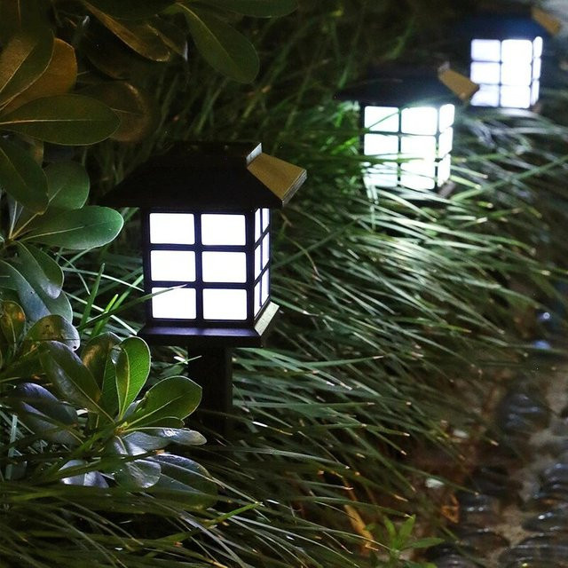 SHENZHITECH 2er-Pack Solar-Wegeleuchten in Schwarz, moderne wasserdichte Solarlampen für Garten, Terrasse und Gehweg - Bild 1