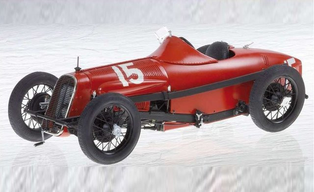 Italeri FIAT 806 Grand Prix, Fahrzeug, 1:12, Rot - Bild 1