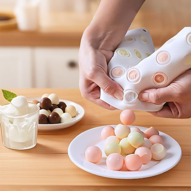 Silikonform mit 35 Löchern für Mondkuchen, Schokolade und Mousse, weiß, runde Backform für Cake Pops und kleine Gebäckstücke - Bild 1