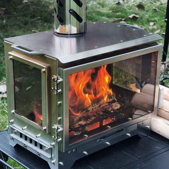 SmiloDon Holzofen aus Edelstahl in Silber für den Außenbereich mit 3-Glas-Feuerbeobachtung und Kamin für Camping und Zelte - Bild 1