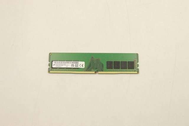 Lenovo Memory 16GB DDR4 3200 Micron UDIMM in Grün (5M30V06914) - Bild 1