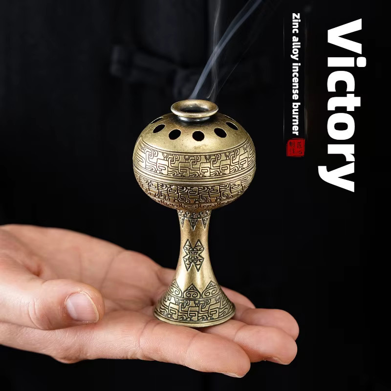 Victory Räucherstäbchenhalter aus Metall in Gold mit geometrischem Design für Sandelholz und Agarholz - Bild 3