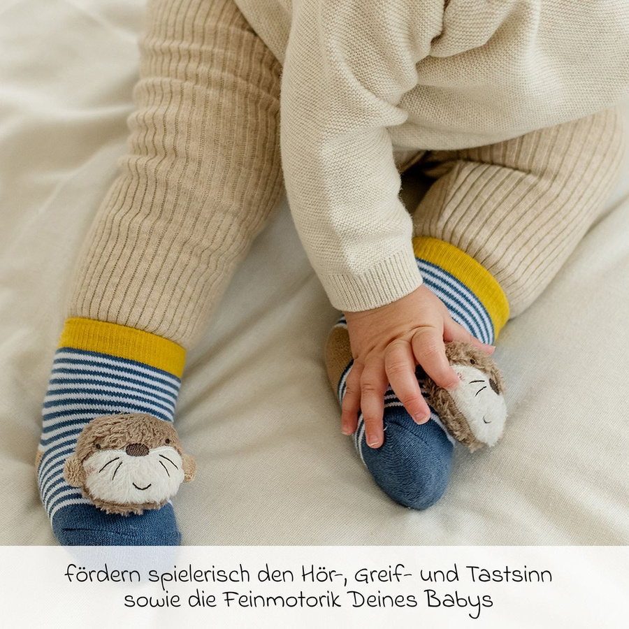 Fehn Rassel-Söckchen Otter, Plüsch / Textil, ab 0 Jahre - Bild 2