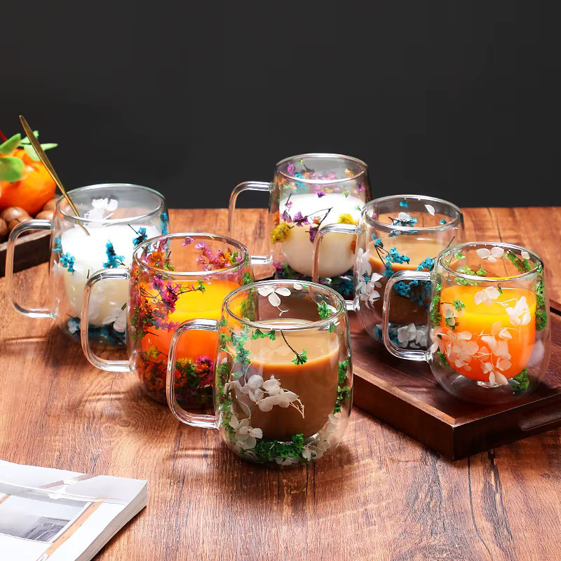 Doppelschichtiger Borosilikatglas Becher mit floralem Design und getrockneten Blumen, transparent, 250 ml - Bild 3