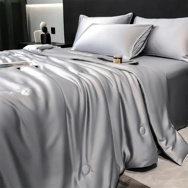 Sommerdecke aus 100 % Lyocell-Seide von Your Warm Home, eiskühlend und weich, Grau, B/H: 180 x 220 cm - Bild 1