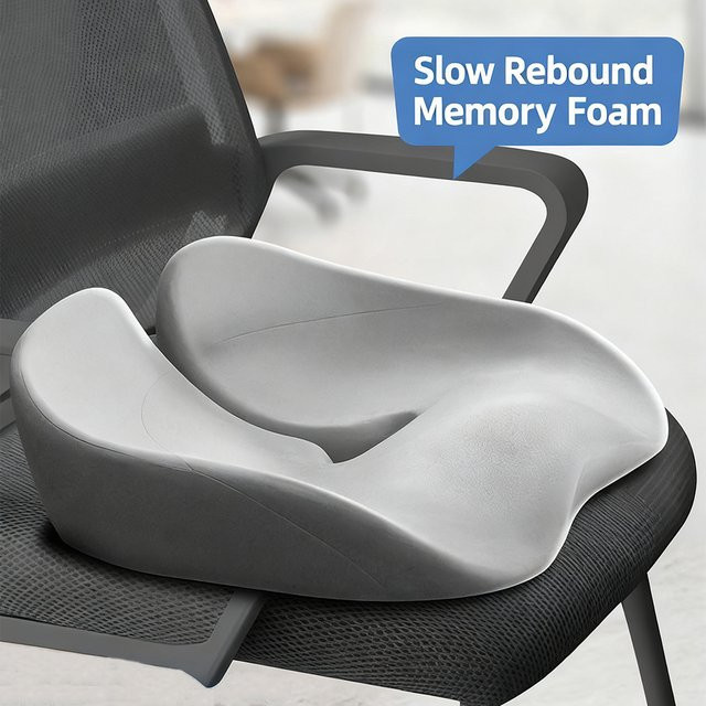 Ergonomisches Memory-Schaum Sitzkissen in Grau mit Konturform und Keilform zur Entlastung der Hüfte - Bild 1
