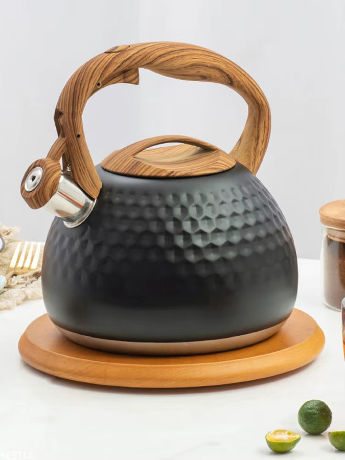 KEMORELA Edelstahl-Kessel mit Pfeife in Schwarz, 3 l, Hammermuster, für Gas- und Induktionsherde - Bild 4