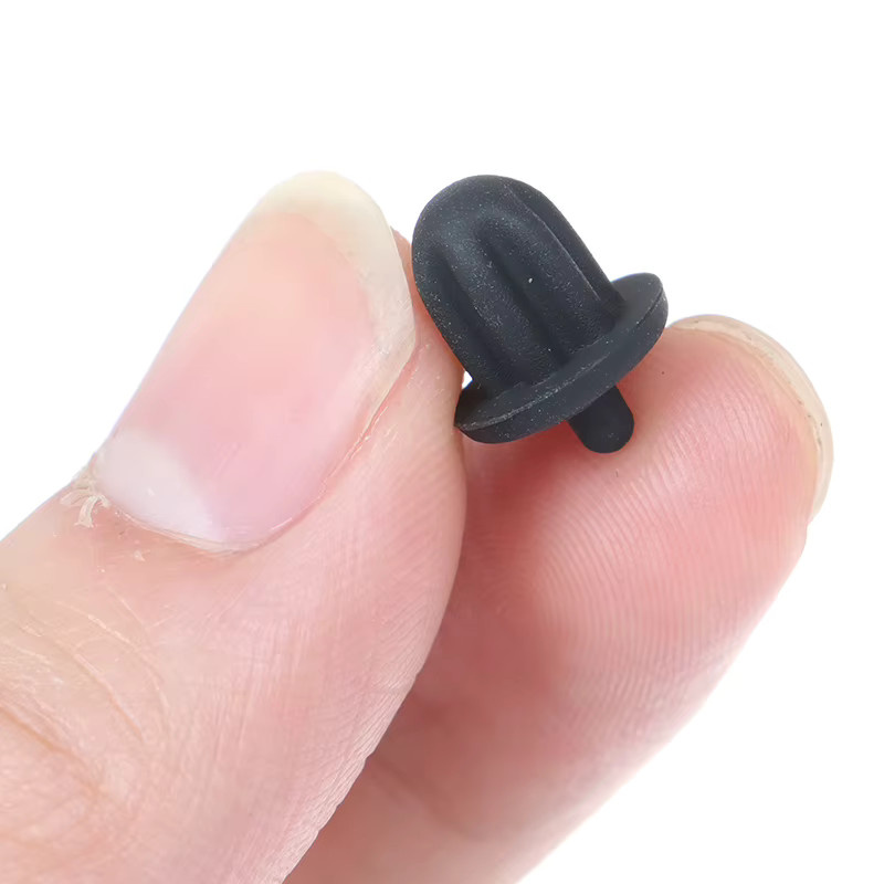10 Stück Staubschutzabdeckungen aus Gummi für 3,5 mm Audio Jack in Schwarz - Bild 3