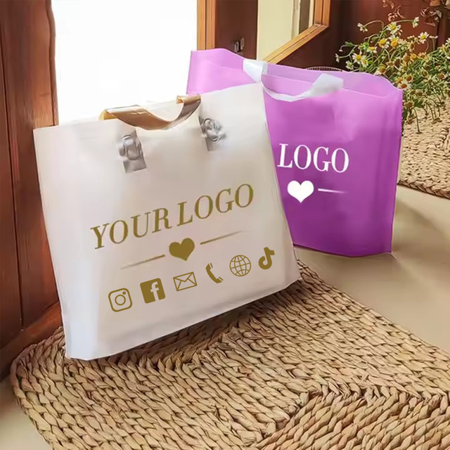 50 Stück individuelle Geschenktüten aus Kunststoff in Blau und Weiß für Hochzeiten, Geburtstage oder zum Bedrucken mit deinem Logo - Bild 1