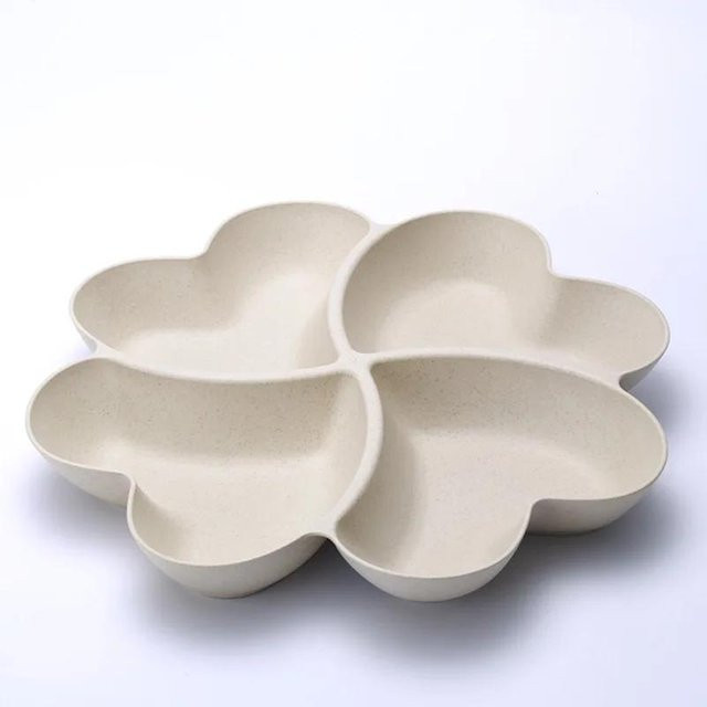 Yiran Furniture Obstplatte in Herzform mit 4 Fächern, beige, Dessertteller und Snackbehälter aus Kunststoff - Bild 1