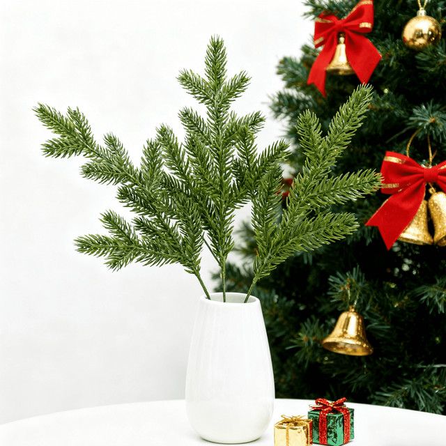 Künstliche Blumenkränze in Grün für Weihnachtsbaum und Vasen-Dekorationen zur DIY-Gestaltung - Bild 1