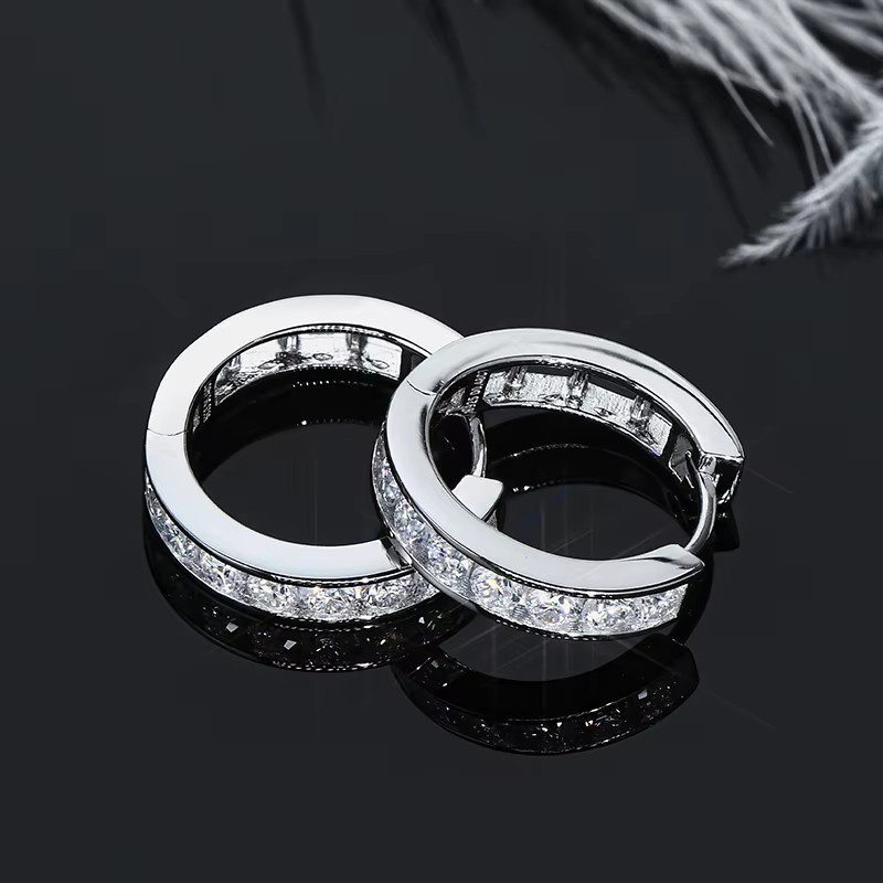 IOGOU Creolen-Huggie-Ohrringe, 925 Silber, Moissanit, Unisex - Bild 2