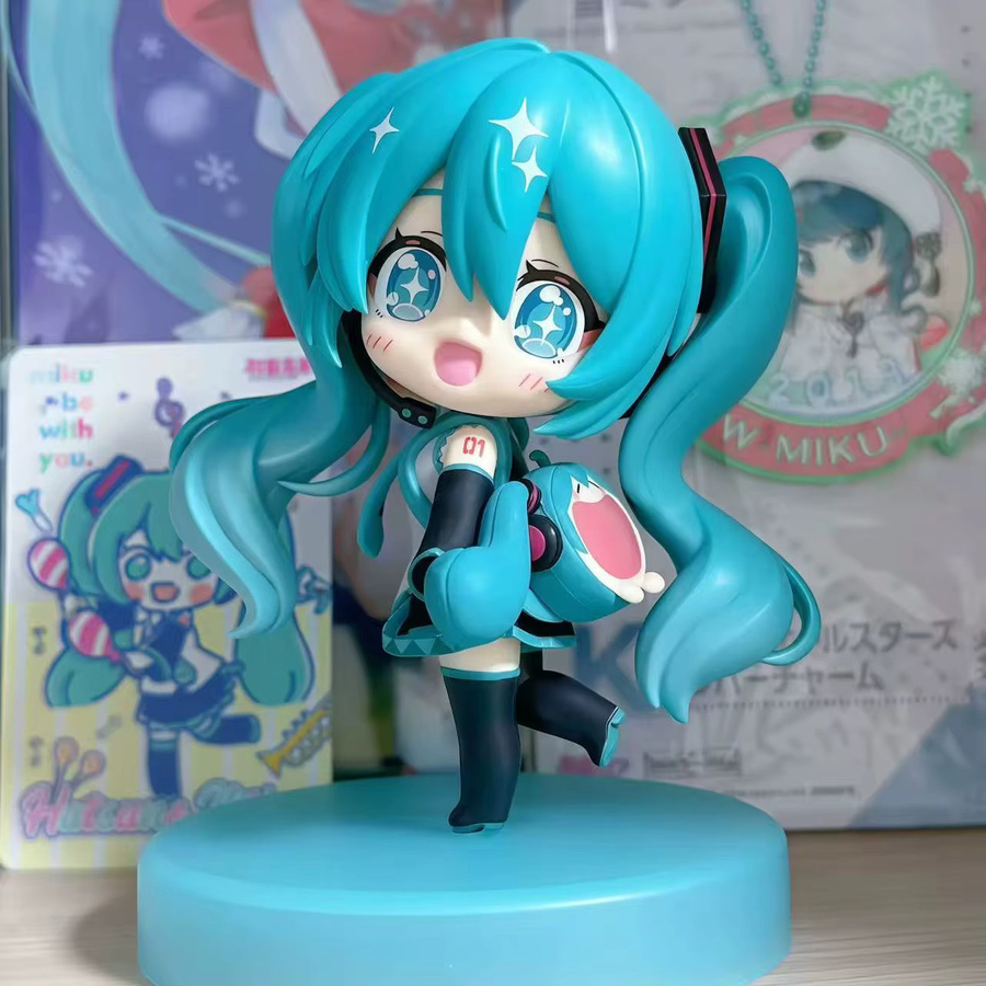 Bandai Hatsune Miku Anime Figur Q-Version Kawaii Rucksack PVC Modell Multicolor, Höhe: 10 cm - Bild 4