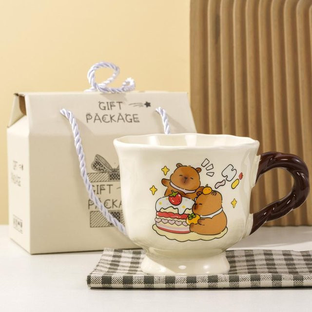 Keramiktasse mit Löffel von Yiran toy 1, Capybara Design, Farbe: Weiß, Volumen: 400 ml - Bild 1