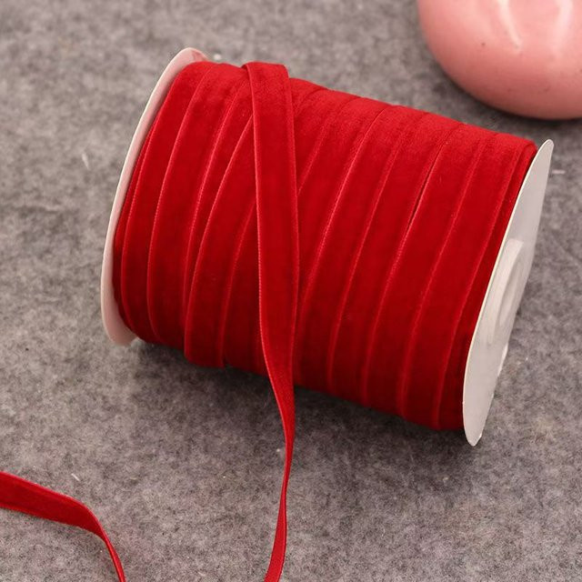 Rotes Samtband einseitig nicht elastisch für DIY-Schleifen und Geschenkverpackungen Breite: 1 cm, Länge: 9,14 m - Bild 1