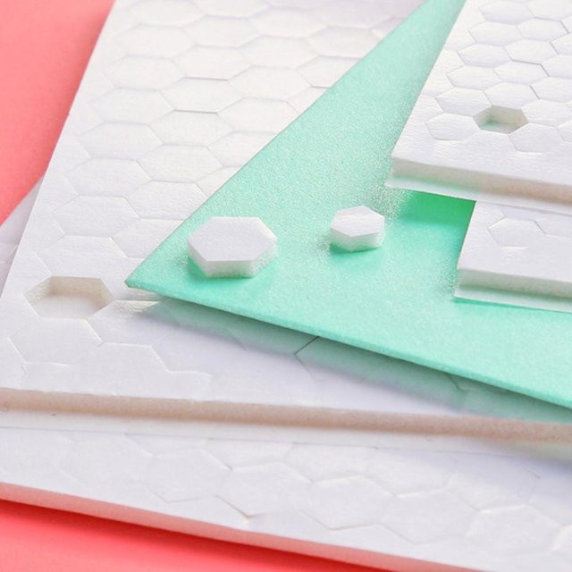Doppelseitige 3D-Schaumpunkte in Sechseckform für Scrapbooking und DIY-Bastelbedarf, Farbe: Weiß, Dicke: 2 mm, Breite: 6,4 mm und 10 mm - Bild 1