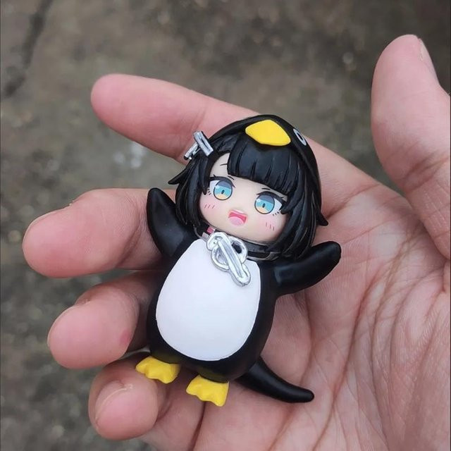 Goo Goo Ga Ga Pinguin-Mädchen Figur, Schwarz, Zubehör - Bild 1