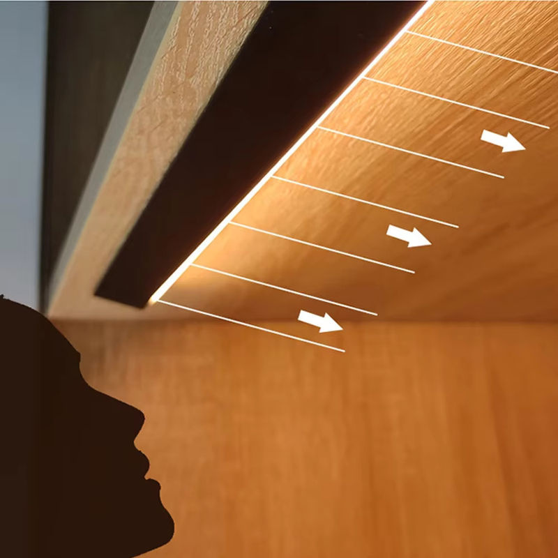 Khelse LED Aluminium Profil für Küchenschrankbeleuchtung in Silber mit 45 Grad Winkel zur Oberflächenmontage - Bild 4
