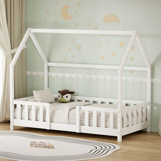 ML-Design Kinderbett im Hausdesign aus Kiefernholz mit Rausfallschutz und Lattenrost, Weiß, B/T/H: 160 x 80 x 90 cm - Bild 1