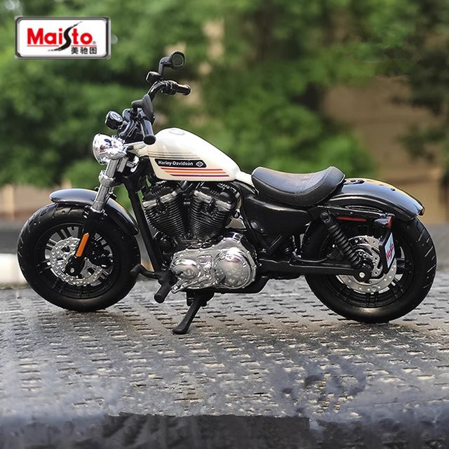 Maisto Harley-Davidson Rennmotorrad Modell 1:18 Metall - Bild 1