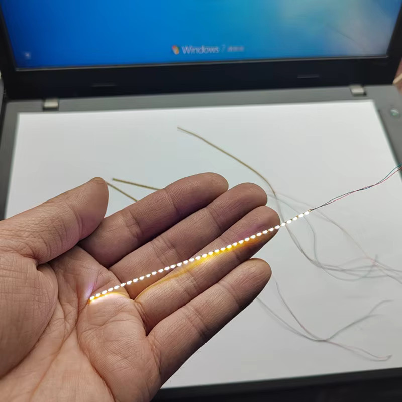 Flexibler weißer LED-Lichtstreifen ultradünn 0,5 mm, biegsam und schneidbar für DIY-Modellbau und Atmosphäre-Modifikationen - Bild 2