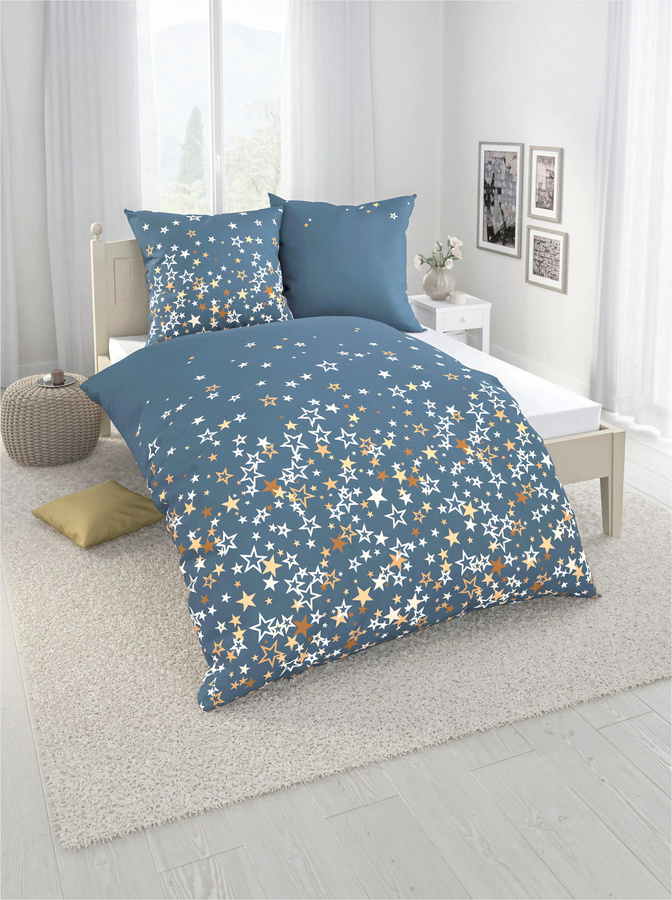 Bierbaum Bettwäsche aus Baumwolle mit Christmas Stars Motiv in Blau, Breite: 155 cm, Länge: 220 cm - Bild 1