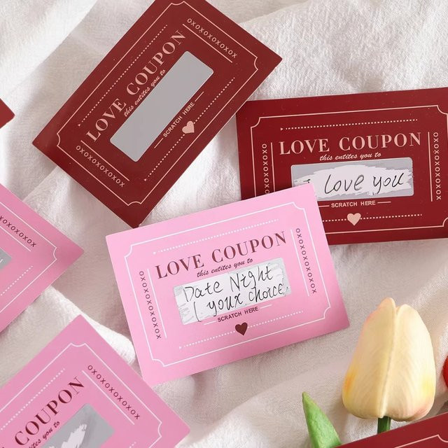 10-teiliges Set Rubbelnde Liebesgutscheine in Pink zum Selbergestalten als kreatives Geschenk für Valentinstag oder Geburtstag - Bild 1