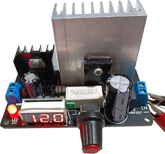 Aideepen LM317 Spannungsregelmodul mit Digitalanzeige und Kurzschlussschutz als einstellbares Netzteil - Bild 1