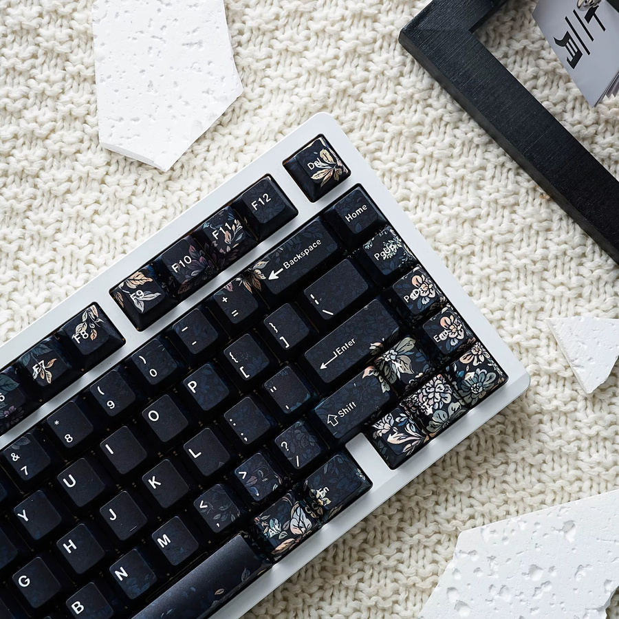 Jaycomia PBT-Tastenkappen mit seitlicher Beleuchtung im Cherry-Profil für mechanische Tastaturen, 131 Tasten, multilingual (Deutsch, Spanisch, Arabisch, Französisch, Russisch, Koreanisch) - Bild 6