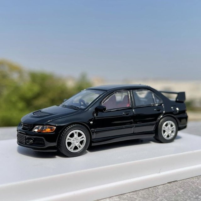 Linyi toy car Mitsubishi Lancer Evolution Evo Ix 9, Sportwagenmodell, 1:64, Metall, ab 14 Jahren - Bild 1